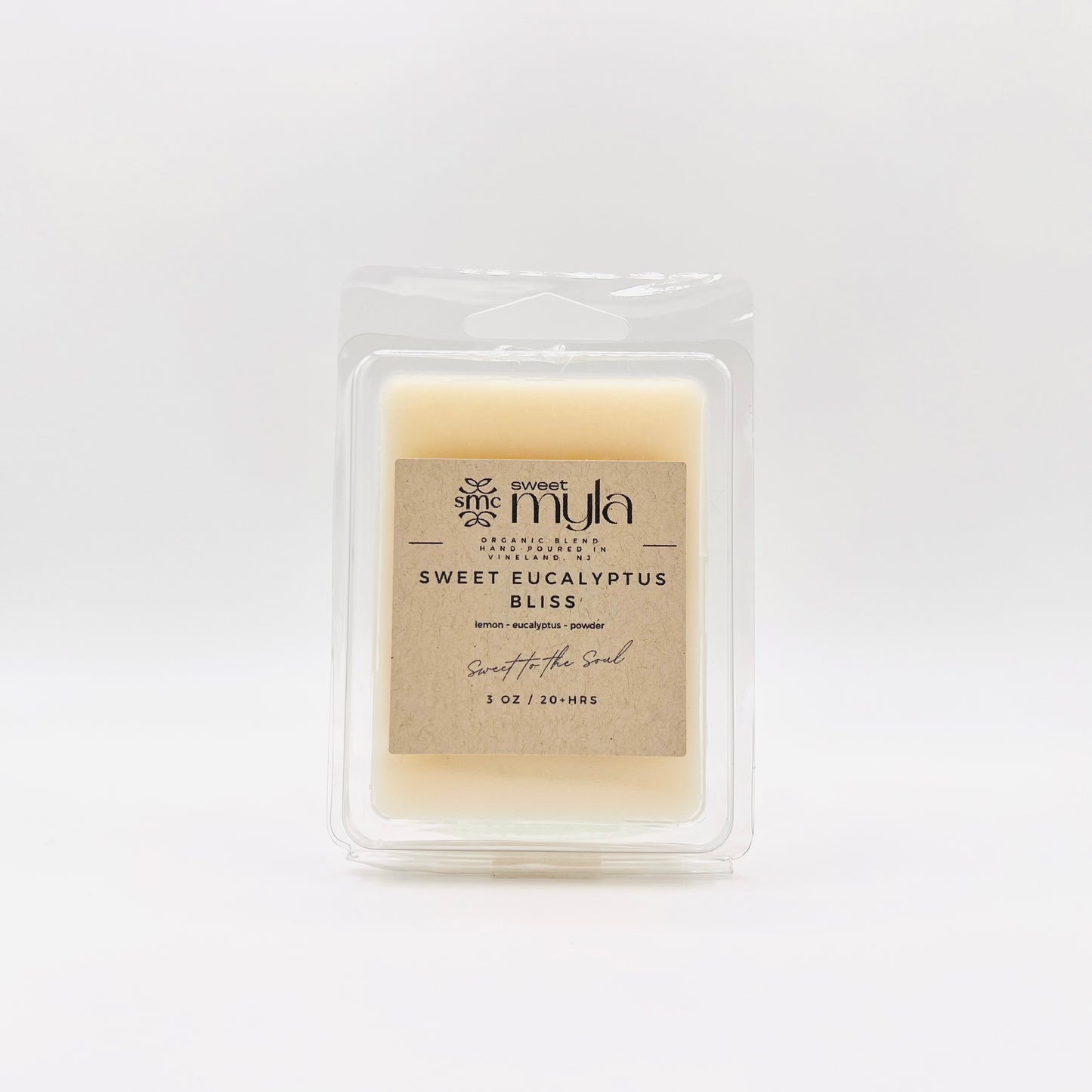 Sweet Eucalyptus Bliss candle with scents of lemon, eucalyptus & powder