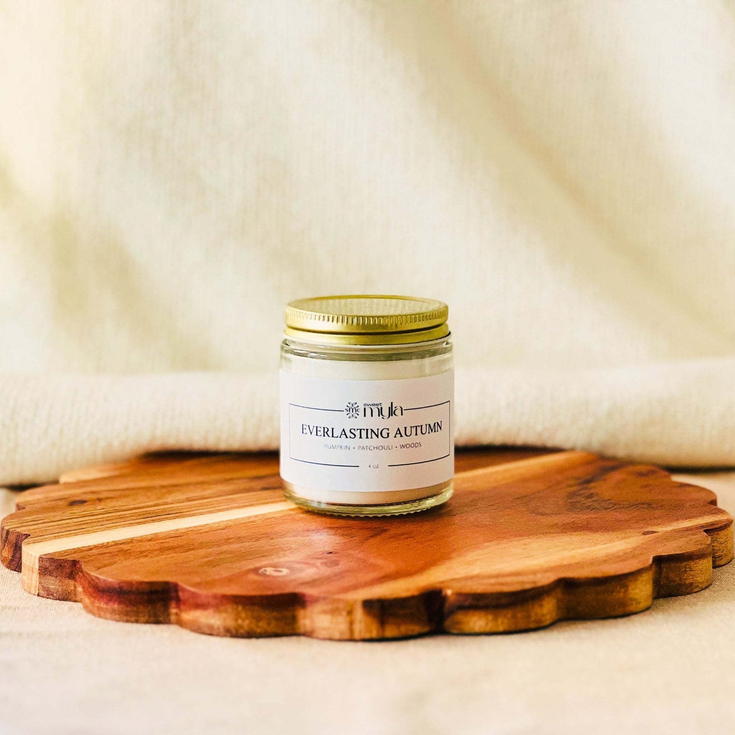 4oz. candle labeled 'Everlasting Autumn'