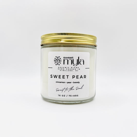 Sweet Pear Candle with fragrance notes of Cinnamon, Pear & Brandy